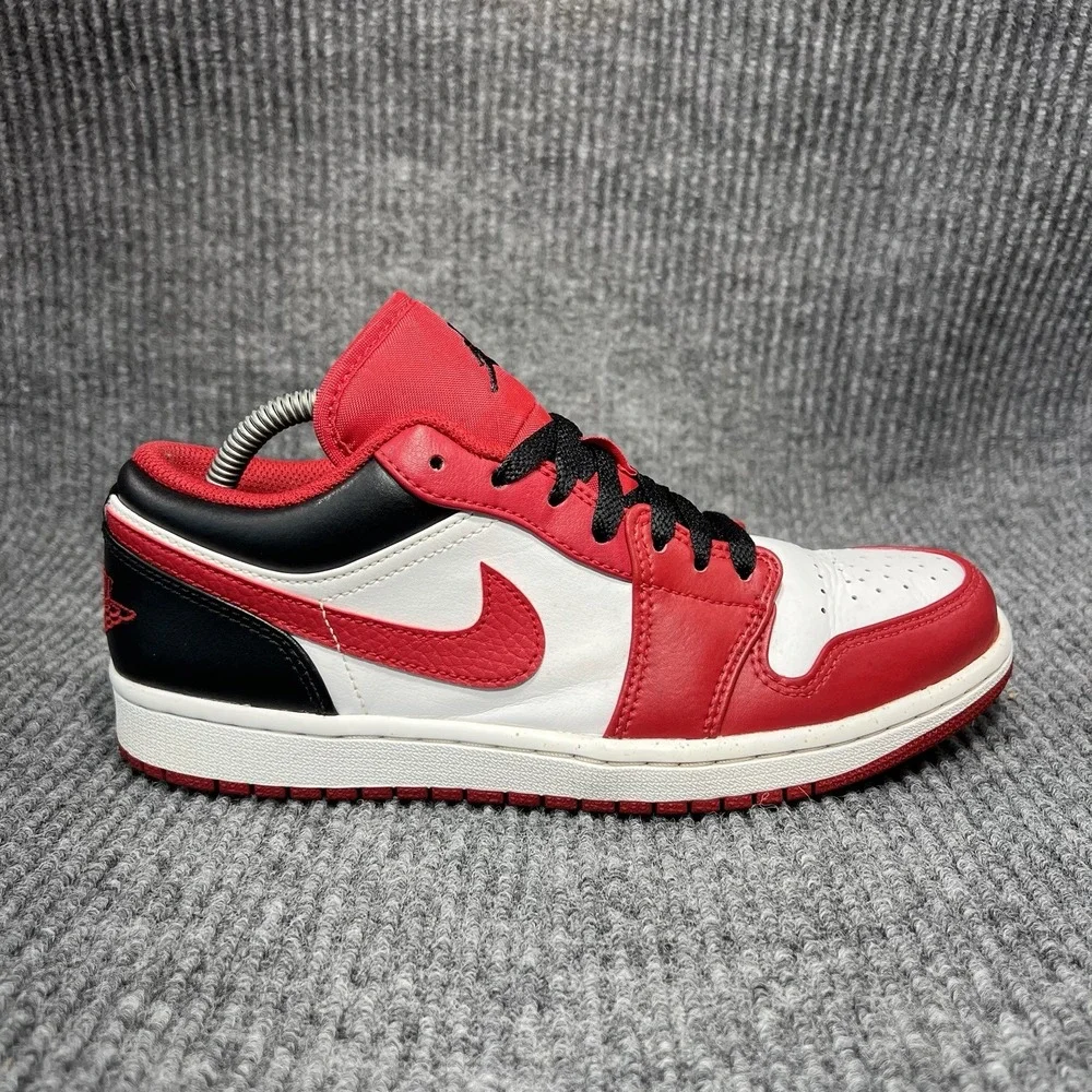 Jordan 1 Low Bulls Men's Size 8 Reverse Black Toe Red Basketball Shoe 55355-163